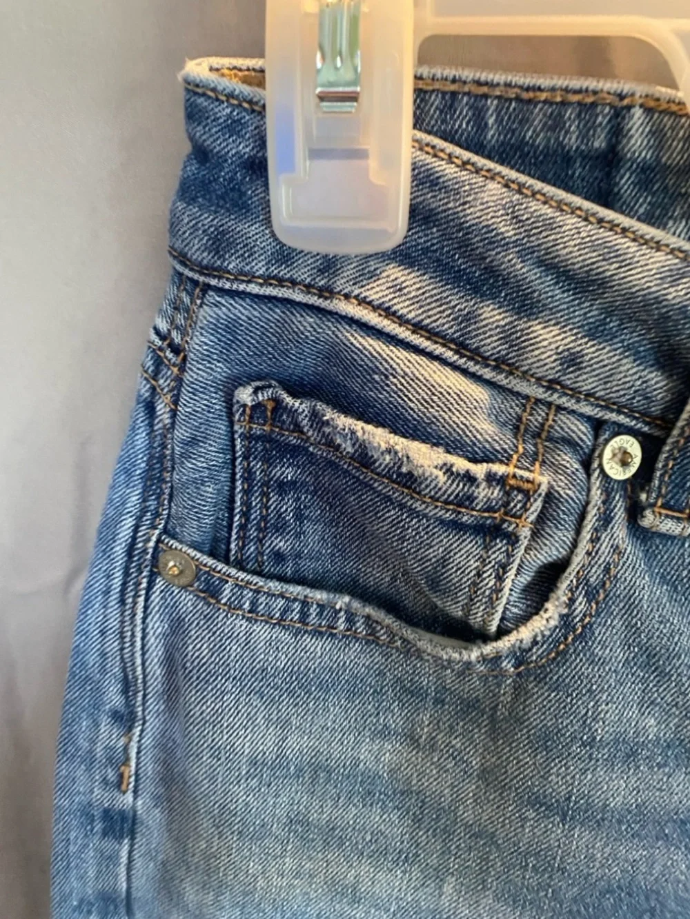 American Eagle Outfitters Blue Distressed Boyfriend Jeans - Picture 3 of 10